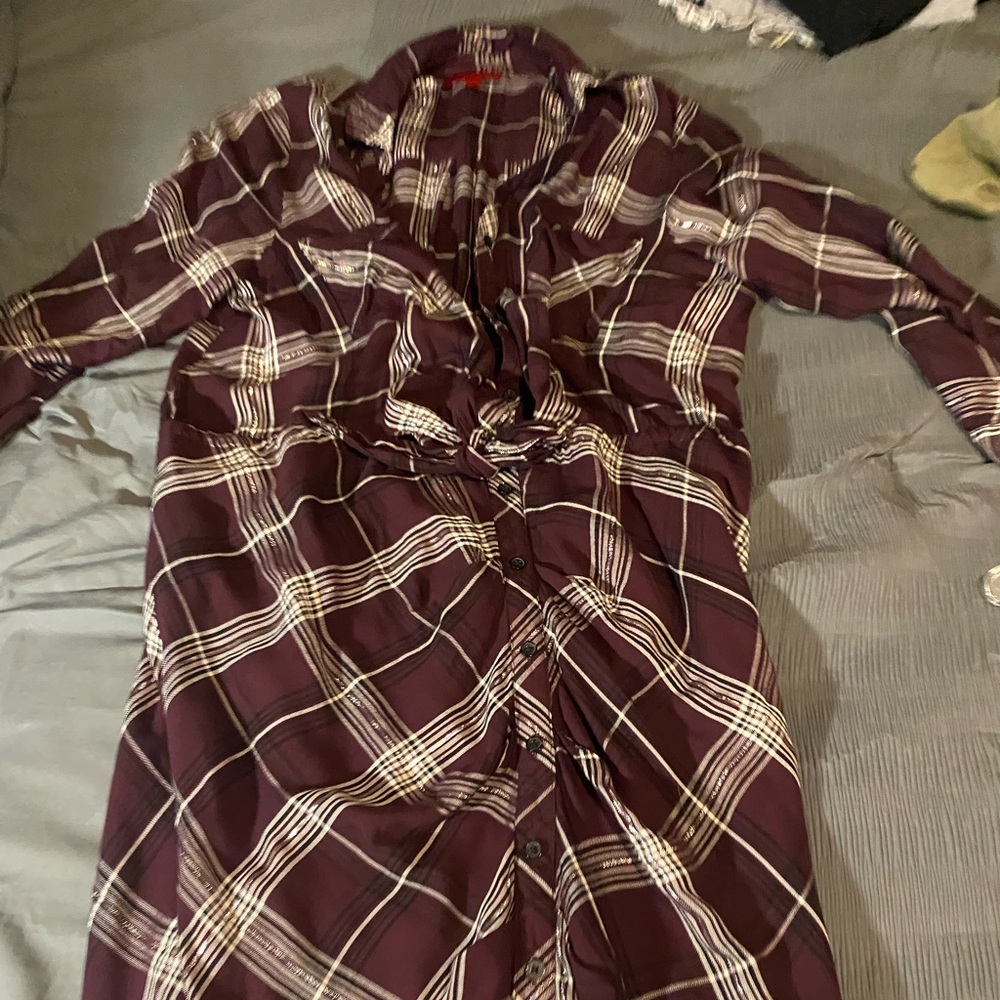 JLo plaid bottom down, long sleeve dress.